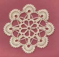 Птичку напичкали спичками